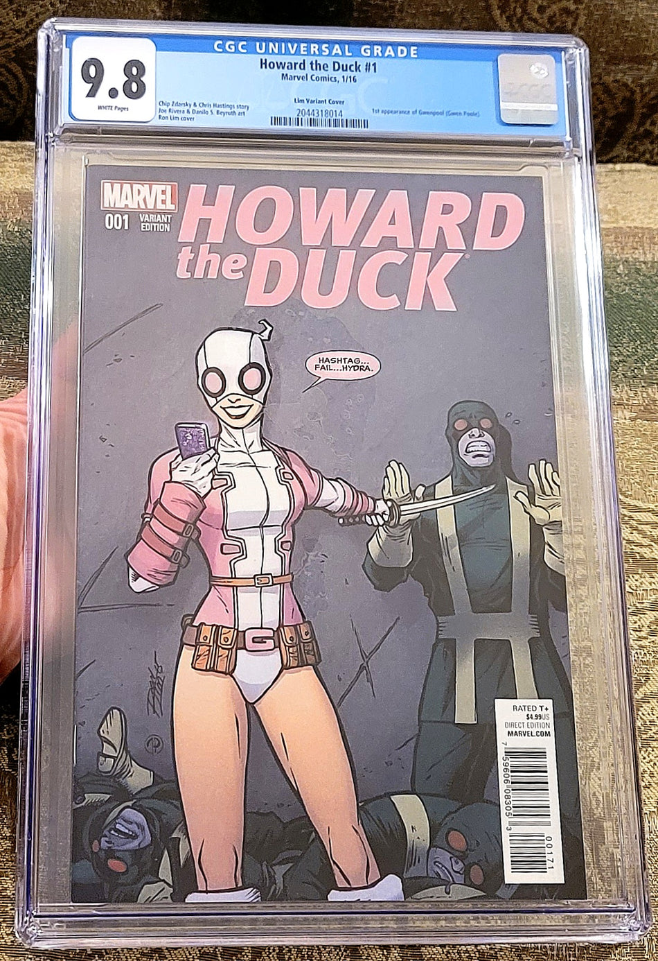 Howard the Duck V5 (2015) #1 CGC 9.8 1:25 Ron Lim Ratio Variant (1st Appearance of Gwenpool)
