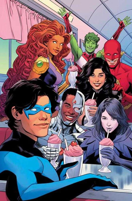Nightwing #102B Travis Moore Card Stock Variant - NM Near Mint
