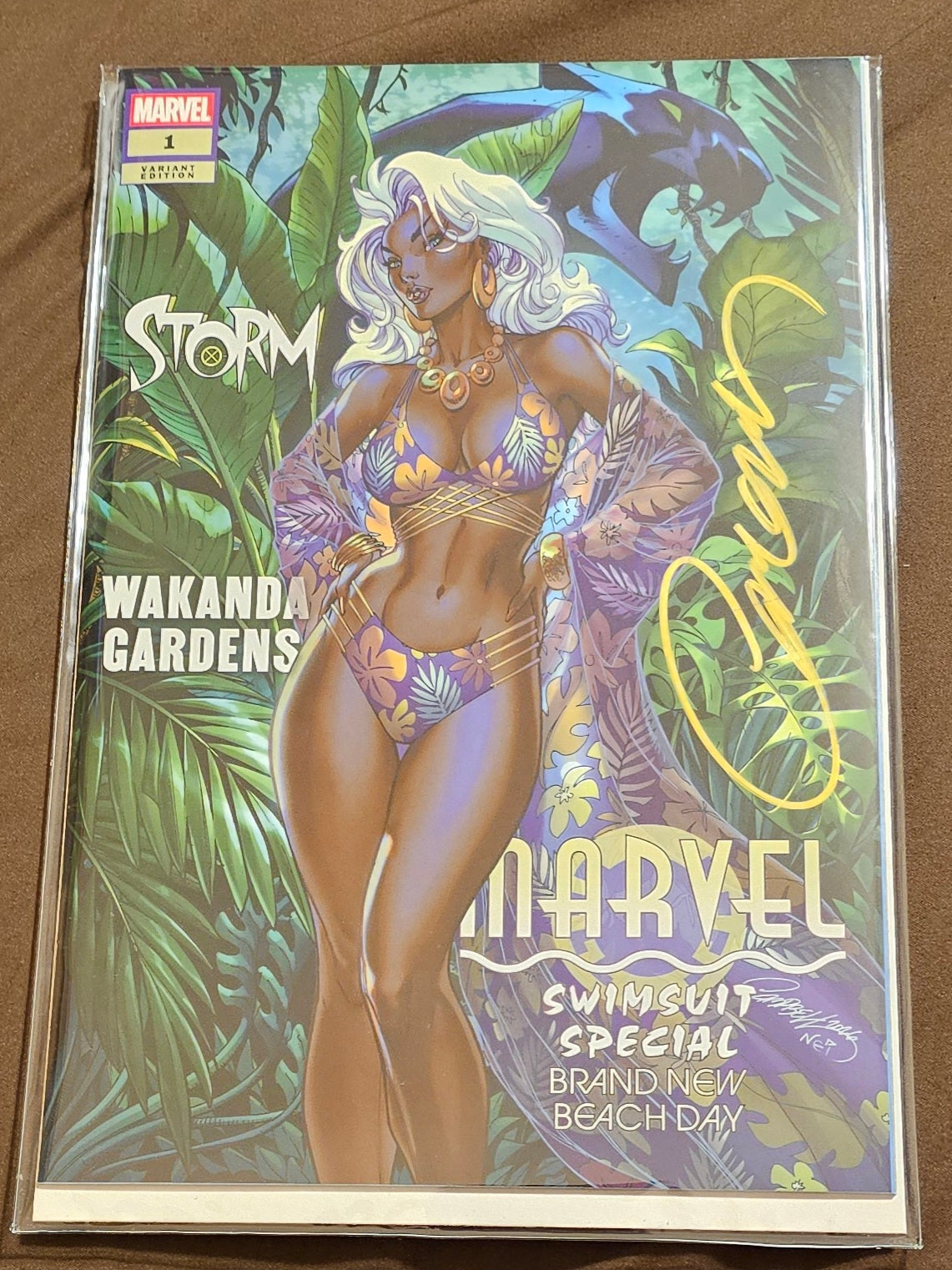Marvel Swimsuit Special Brand New Beach Day #1 Storm Trade Dress Variant JSC J Scott Campbell Exclusive Limited to 2,500 Copies SIGNED w/ COA!