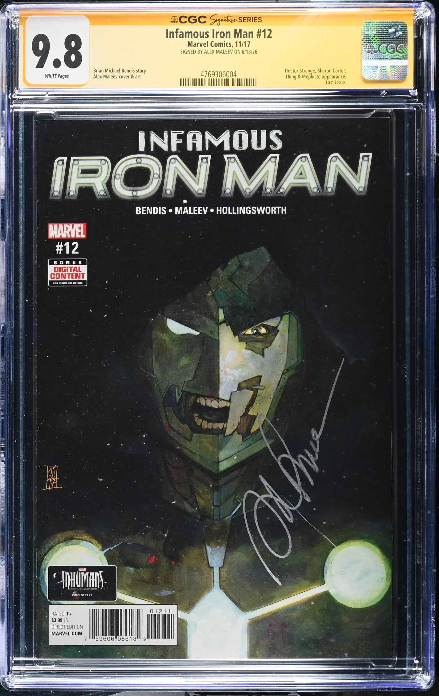 CGC 9.8 SS Signature Series Infamous Iron Man #12 Alex Maleev Variant SIGNED by ALEX MALEEV Last issue