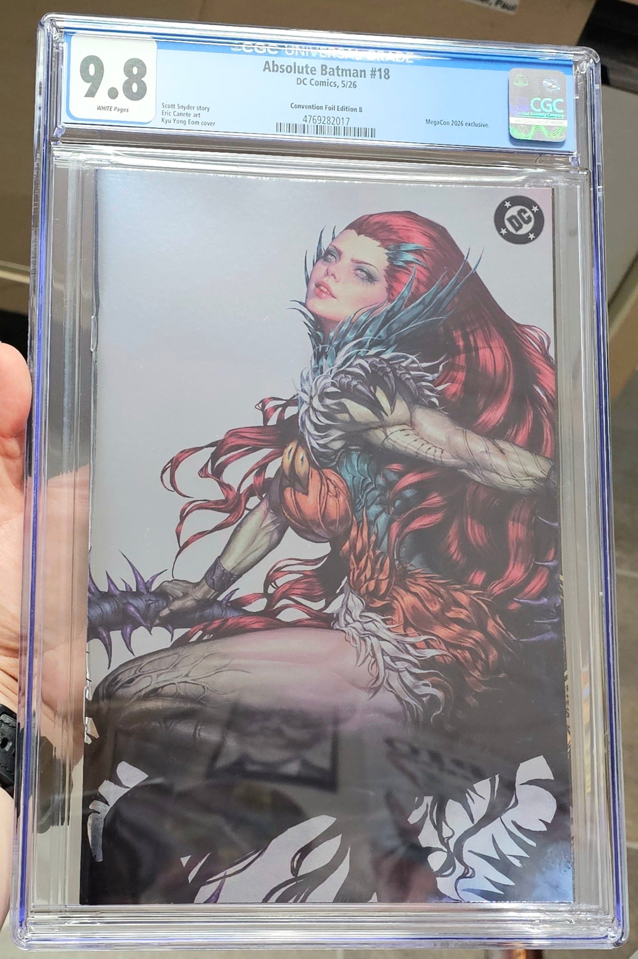 CGC 9.8 Absolute Batman #18 EOM Megacon Exclusive Virgin Foil - #4769282017