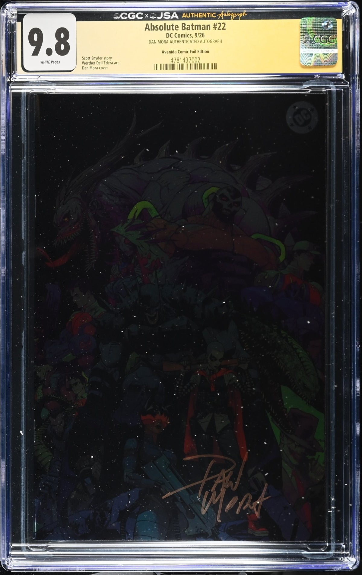 CGC 9.8 Absolute Batman #22 Avenida Convention Foil Dan Mora Exclusive Limited to only 250 Copies!