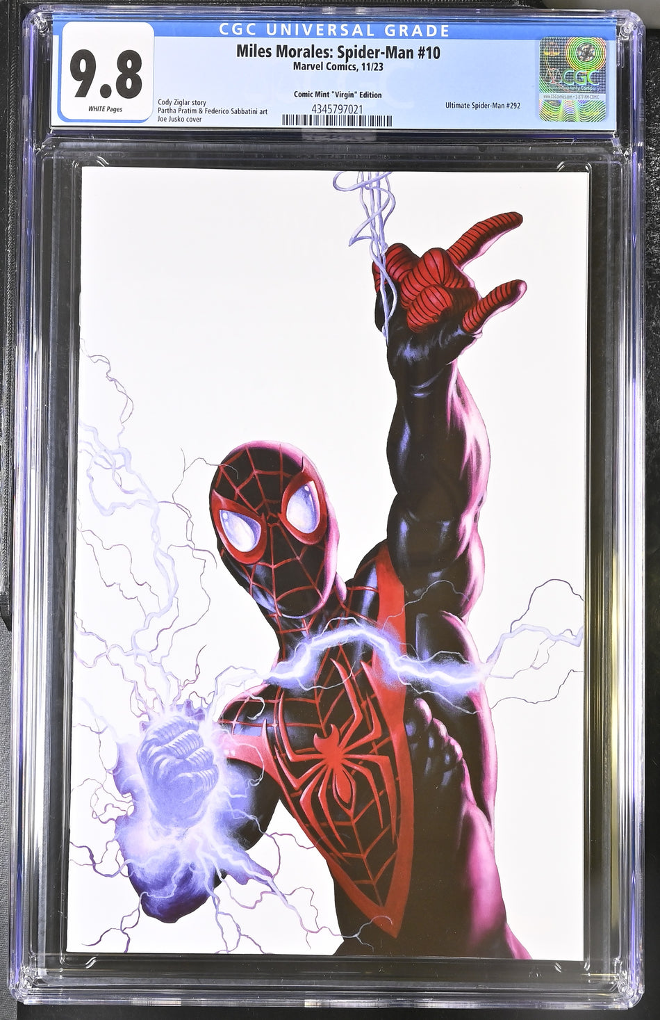 CGC 9.8 Miles Morales Spider-Man #10 Joe Jusko Virgin Variant NYCC 2023 ~ Small scratch on case