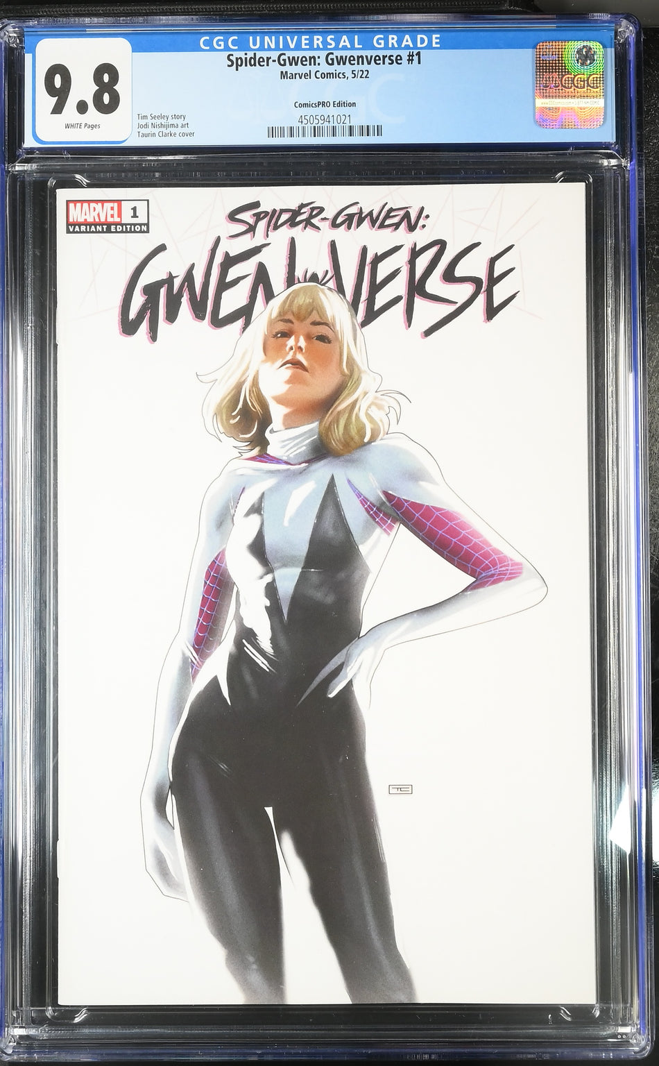 CGC 9.8 Spider-Gwen: Gwenverse #1 ComicsPro Exclusive Variant by Taurin Clarke