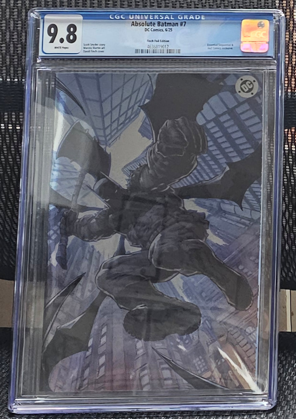 CGC 9.8 Absolute Batman #7 Finch C2E2 2025 FOIL Edition LTD 1,000