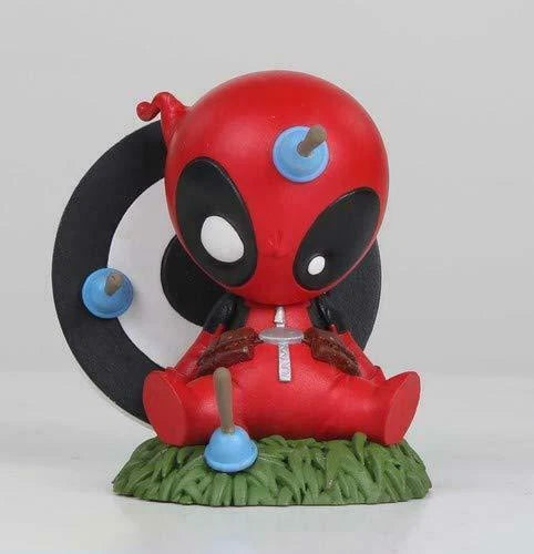Gentle Giant Mini Heroes Deadpool based off of Skottie Young's Art