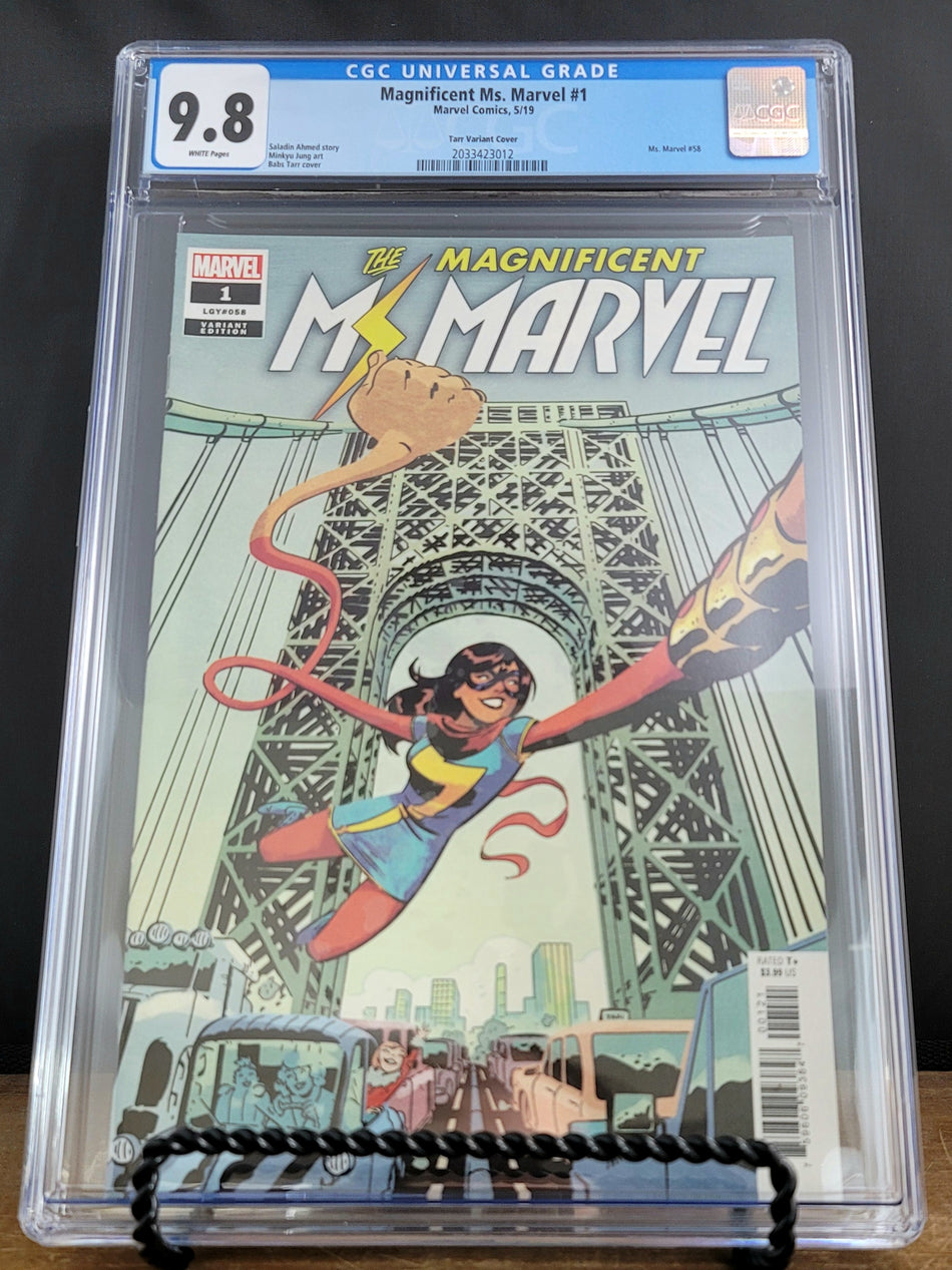 Magnificent Ms. Marvel (2019) #1 CGC 9.8 1:50 Charretier Ratio Variant