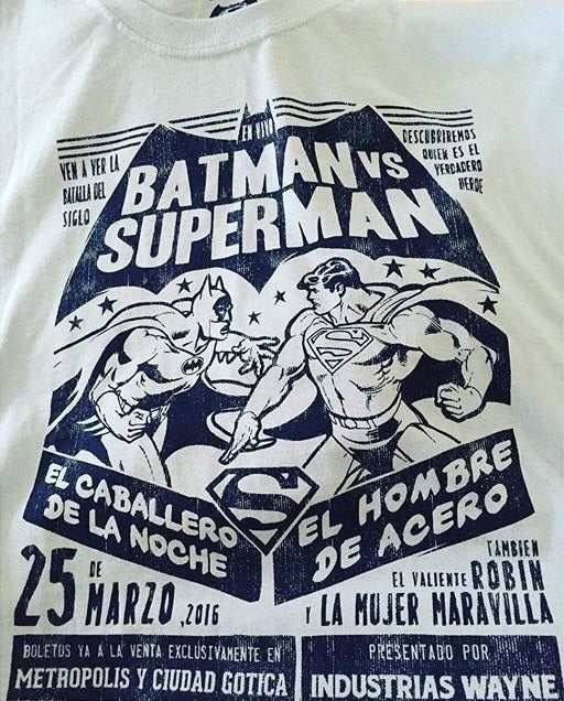 Funko! T-Shirt Batman Vs Superman (Luchadore Style)
Legion of Collectors Exclusive!